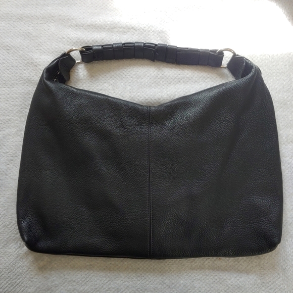 Danier black leather short shoulder bag with tassel - Picture 2 of 6